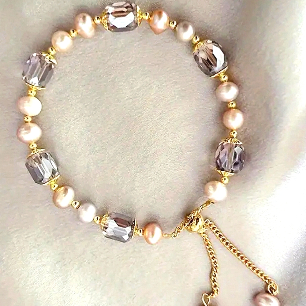 Vintage-look Crystal & Pearl Bracelet, NWT